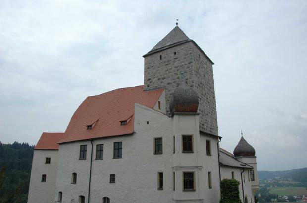 Ansicht-Burg-Prunn